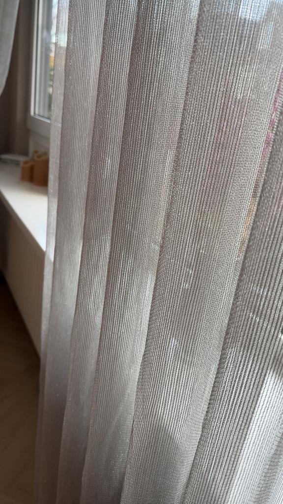 Te koop wave gordijn lichtgrijs, Huis en Inrichting, Stoffering | Gordijnen en Lamellen, Zo goed als nieuw, 200 cm of meer, Ophalen of Verzenden