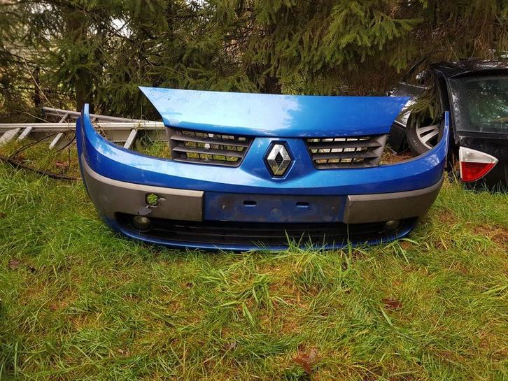 RENAULT MÉGANE SCENIC VOORBUMPER  BJ 2003 TOT 2006, Auto-onderdelen, Carrosserie en Plaatwerk, Bumper, Voor, Gebruikt, Ophalen of Verzenden
