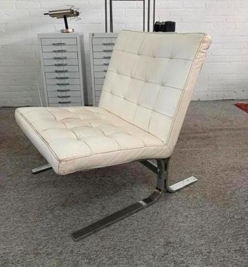Fauteuil wit leren Italiaanse Barcelona stijl Chair jaren 60 beschikbaar voor biedingen
