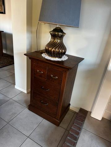 Massief Eiken Ladekast beschikbaar voor biedingen