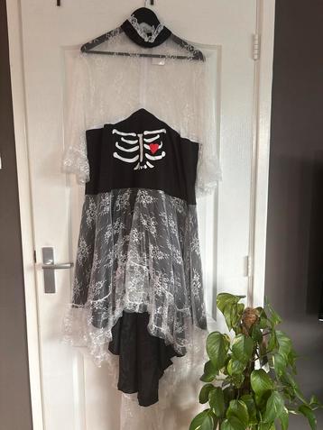 Leukw halloween jurk maat XXL beschikbaar voor biedingen