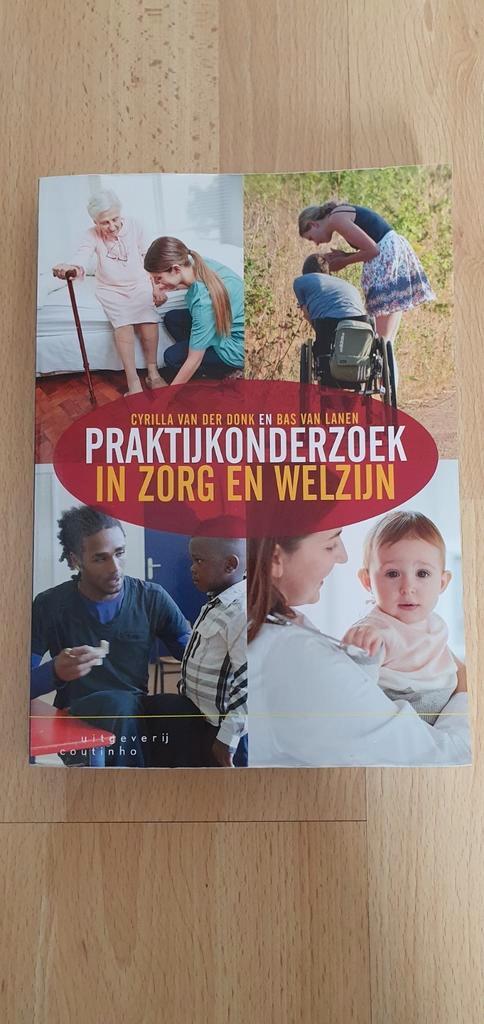 Cyrilla van der Donk - Praktijkonderzoek in zorg en welzijn, Boeken, Politiek en Maatschappij, Zo goed als nieuw, Ophalen of Verzenden