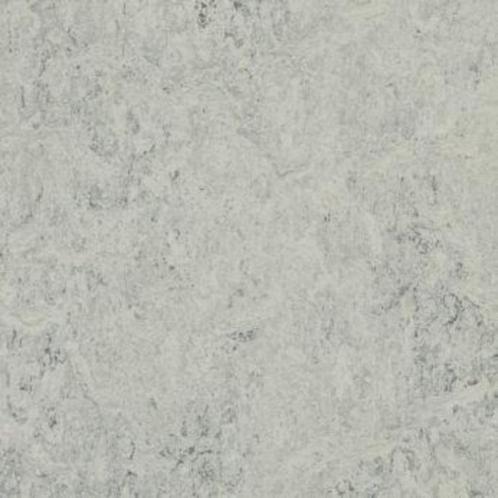 Couponnen Marmoleum Real 3032 nú €10,- pm2, Huis en Inrichting, Stoffering | Vloerbedekking, Nieuw, Vinyl, Wit, Crème, Bruin, Grijs