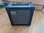 Veelzijdige en compacte Roland (Cube 15-x) versterker, Muziek en Instrumenten, Ophalen, Zo goed als nieuw, Minder dan 50 watt
