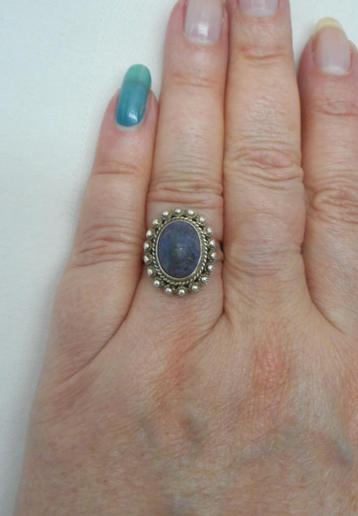 Zilveren vintage ring met blauwe steen ringmaat 16.5 nr.703