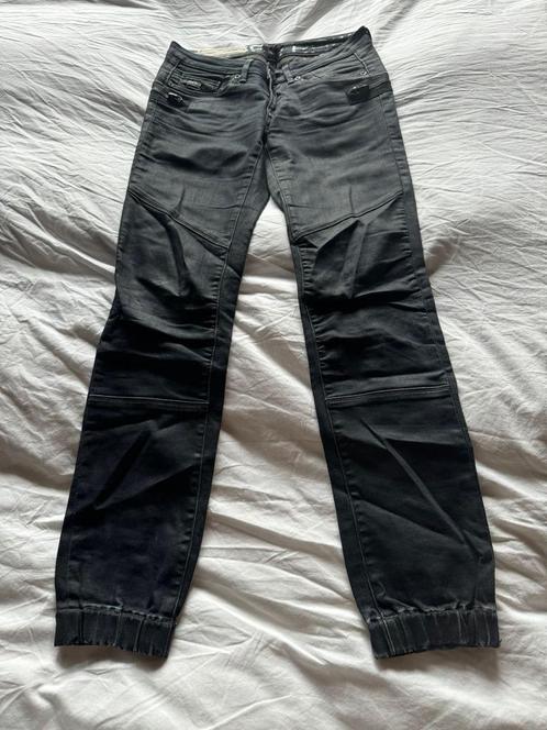 + Zo goed als nieuwe G-star spijkerbroek. Maat 24/32., Kleding | Dames, Spijkerbroeken en Jeans, Zo goed als nieuw, W27 (confectie 34) of kleiner