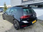 Volkswagen Golf 1.5 TSI Highline Business R|Pano|Virtual|Cam, Auto's, 65 €/maand, 4 cilinders, 150 pk, Alcantara