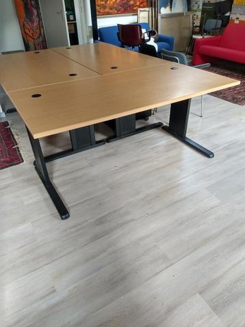 Bureau, werktafel, kantoorbureau, goede staat