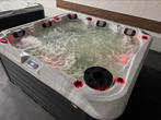 Jacuzzi Passion spa Devotion Demo 5 pers luxe incl levering, Tuin en Terras, Ophalen of Verzenden, Zo goed als nieuw, Skimmer