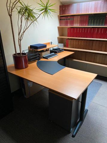 Ikea hoekbureau beukenkleur - afbeelding 2