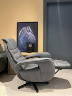 Grijs relaxfauteuil met sta-op functie, Ophalen, Sommelsdijkse haven 19, Info@vissermeubelen.nl, Visser Meubelen