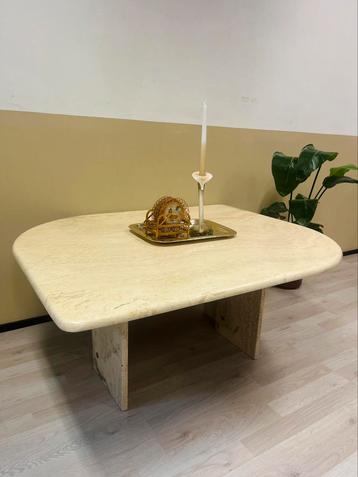 Prachtige vintage design travertin salontafel verstelbaar beschikbaar voor biedingen