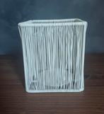 Witte vierkante, kubus draad waxinelichthouder, Overige materialen, Wit, Ophalen of Verzenden, Zo goed als nieuw