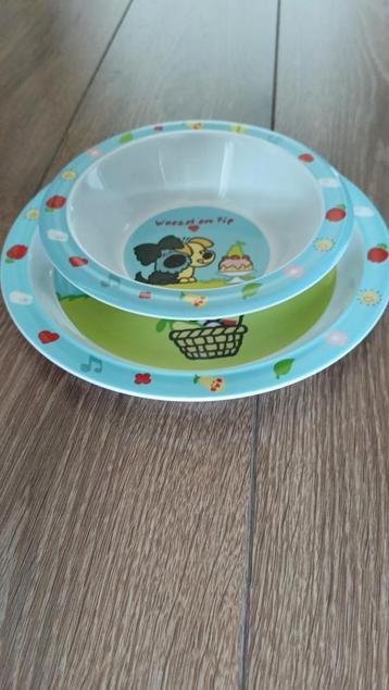 Setje kinderborden Woezel en Pip beschikbaar voor biedingen