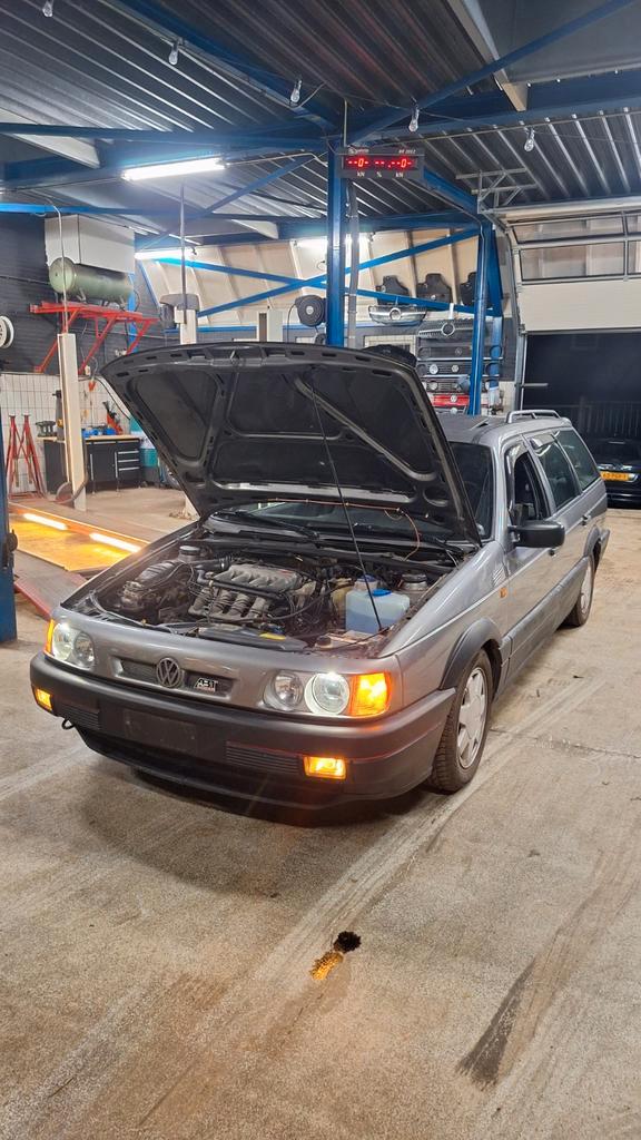 VW Passat 35I B3 GT16V onderdelen / compleet, Auto-onderdelen, Carrosserie en Plaatwerk, Motorkap, Volkswagen, Achter, Gebruikt