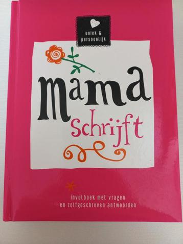 Mama Schrijft - Invulboek voor Mama's beschikbaar voor biedingen