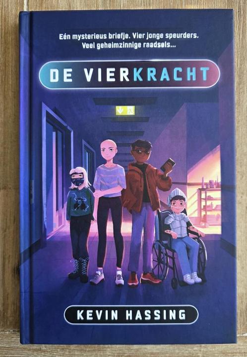 De Vierkracht - Kevin Hassing, Boeken, Kinderboeken | Jeugd | 10 tot 12 jaar, Zo goed als nieuw, Ophalen of Verzenden
