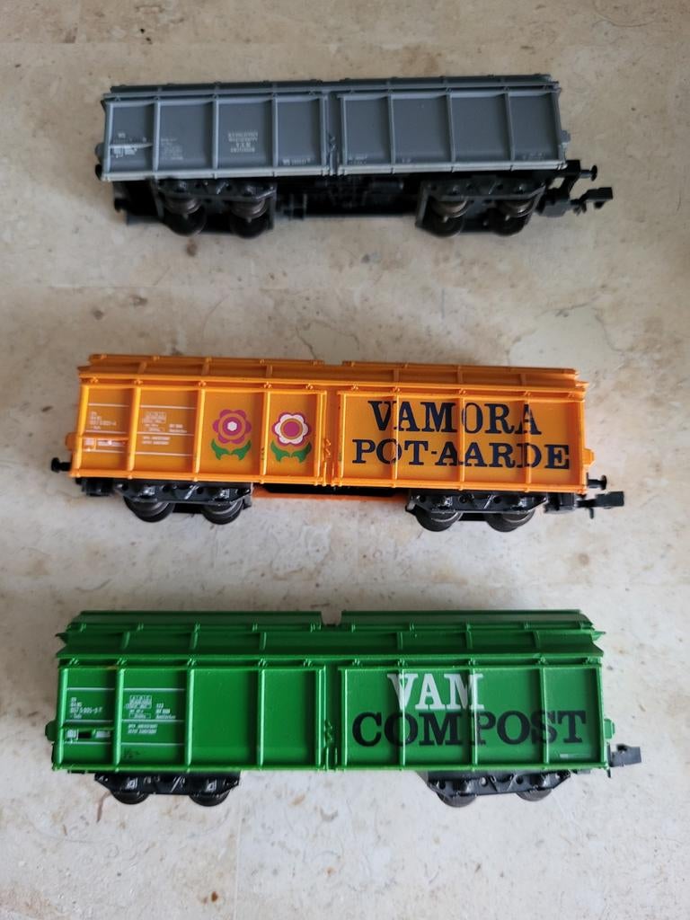 Drie treinwagons van ROCO, Hobby en Vrije tijd, Modeltreinen | H0, Ophalen of Verzenden, Gebruikt