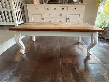 Salontafel beschikbaar voor biedingen