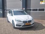 BMW 2-serie Active Tourer 218i High Executive, Gebruikt, Wit, Bedrijf, 3 cilinders