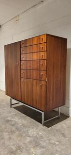 Hoge kast van Duitse ontwerpers Günther en Brechtmann, Antiek en Kunst, Antiek | Meubels | Kasten, Ophalen