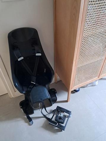 Mooi Bobike achterzitje met toebehoren  beschikbaar voor biedingen