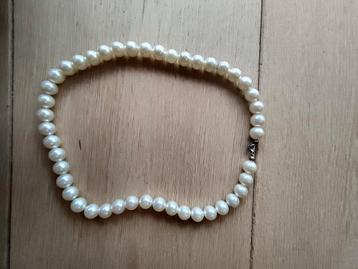 Vintage handgemaakte kralenketting parel look  beschikbaar voor biedingen