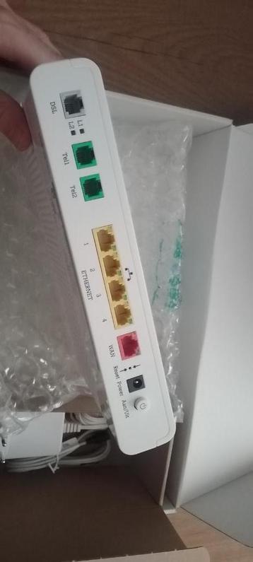 Tele 2 modem ongebruikt beschikbaar voor biedingen
