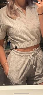 Gymshark Setje XXS/XS - Zo Goed Als Nieuw!, Kort, Beige, Ophalen of Verzenden, Zo goed als nieuw