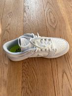 Nike dunk, maat 40, Kleding | Dames, Schoenen, Ophalen of Verzenden, Zo goed als nieuw, Sneakers of Gympen