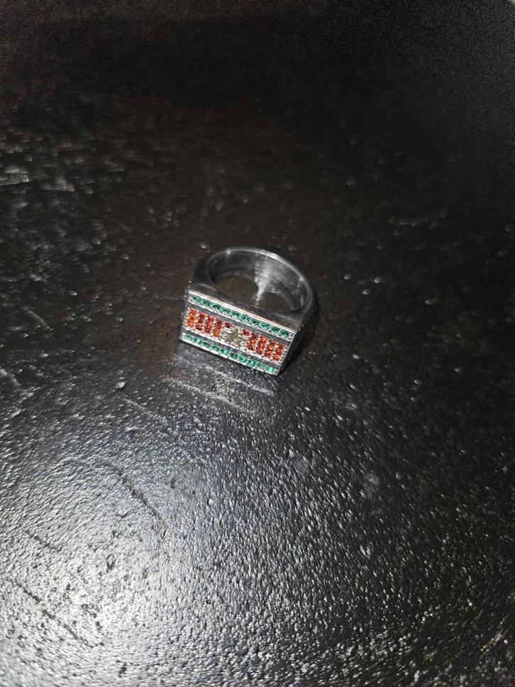 Zilveren ring Surinaamse vlag & Zirkonia, Sieraden, Tassen en Uiterlijk, Ringen, Nieuw, Dame of Heer, Zilver, Zilver, Met edelsteen