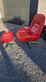 Montel Fauteuil + Voetenbank - Rode Relaxfauteuil, Huis en Inrichting, Fauteuils, 75 tot 100 cm, Ophalen of Verzenden, Zo goed als nieuw