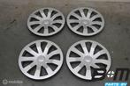 Set 15 inch wieldoppen Audi A1 GB 82A601147, Gebruikt, Band(en)