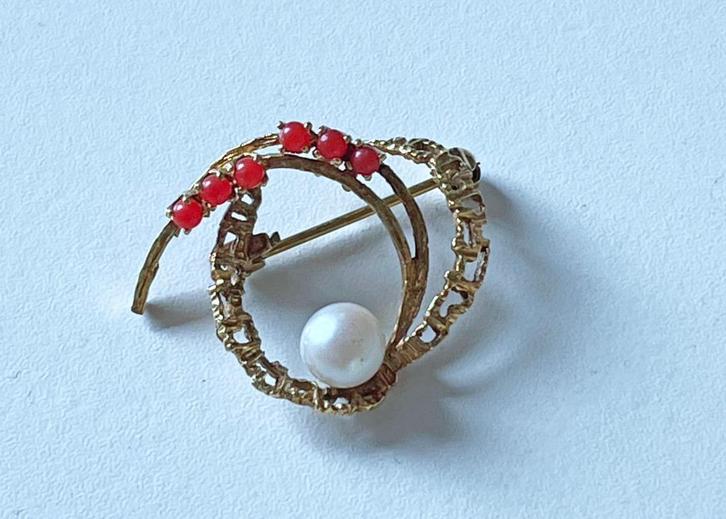 8K Gouden Broche met Parel en Koraal, Sieraden, Tassen en Uiterlijk, Antieke sieraden, Broche, Goud, Met edelsteen, Ophalen of Verzenden