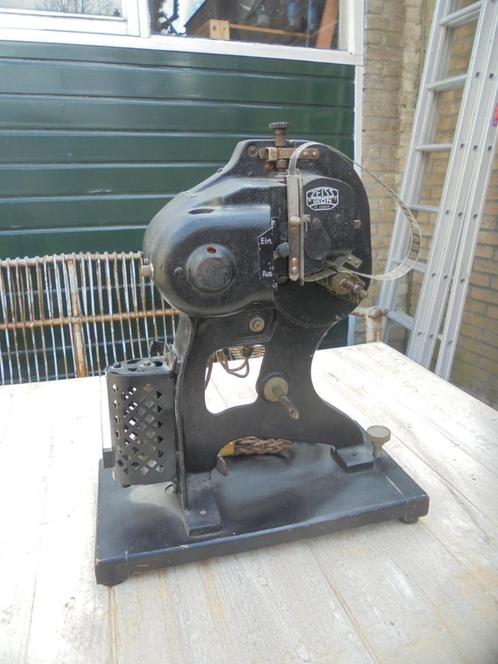 Antieke Zeiss Ikon Filmprojector 16mm uit 1930, Verzamelen, Fotografica en Filmapparatuur, Projector, Voor 1940, Ophalen