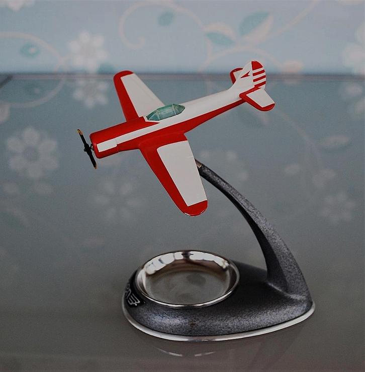 Vliegtuig 1946 Yakovlev Yak 18 Vintage Oude CCCP Model 1946, Antiek en Kunst, Curiosa en Brocante, Verzenden