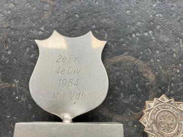 Oude sport trofee 4e divisie landmacht 1964 Mil vaardigheden beschikbaar voor biedingen