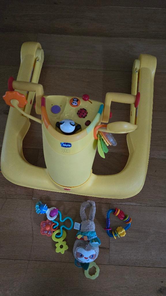 DIRECT OPHALEN-  3-in-1 loopstoel/auto + gratis speeltjes, Kinderen en Baby's, Speelgoed | Babyspeelgoed, Gebruikt, Auto, Met licht