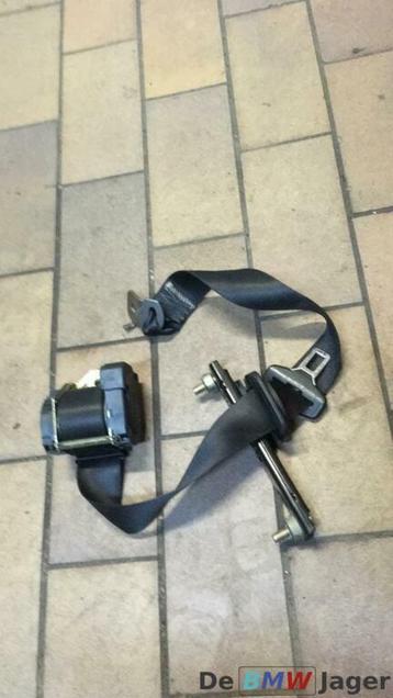 Veiligheidsgordel rechtsachter zwart BMW X5 E53 72118402692 beschikbaar voor biedingen