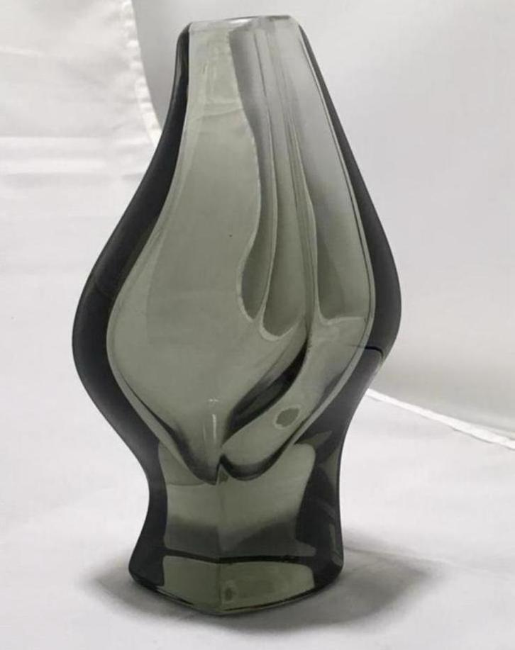 Hessenglas Asymmetrische Vaas Prof. Aloys F. Gangkofner., Antiek en Kunst, Antiek | Glas en Kristal, Ophalen of Verzenden