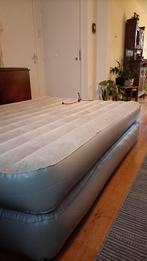 Luchtbed met ingebouwde elektrische pomp, Ophalen, Ingebouwde pomp, Zo goed als nieuw, 1-persoons