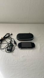 Nice psp in great condition, Spelcomputers en Games, Spelcomputers | Sony PSP, Ophalen, Zo goed als nieuw, Zwart