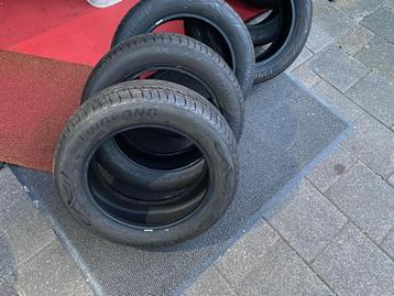 30 stuks  nog  autobanden  per stuk  of  allemaal een koop beschikbaar voor biedingen