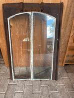 Oud gietijzeren dakraam 99 x 66 cm, Doe-het-zelf en Verbouw, Glas en Ramen, Ophalen, Gebruikt, Gevelraam of Ruit