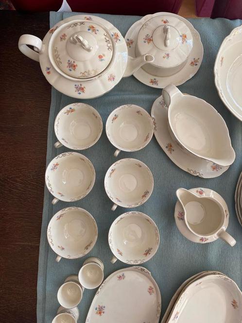 Arzberg oud servies ongeveer 50 stuks Bieden vanaf 100 euro, Antiek en Kunst, Antiek | Servies compleet, Ophalen