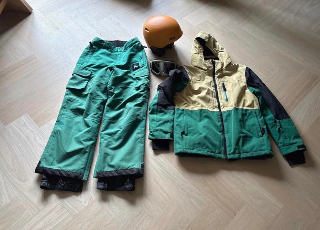 Ski/Snowboard Set McKinley, Rodan - Maat 152/164, Overige merken, Ophalen of Verzenden, Zo goed als nieuw, Kleding