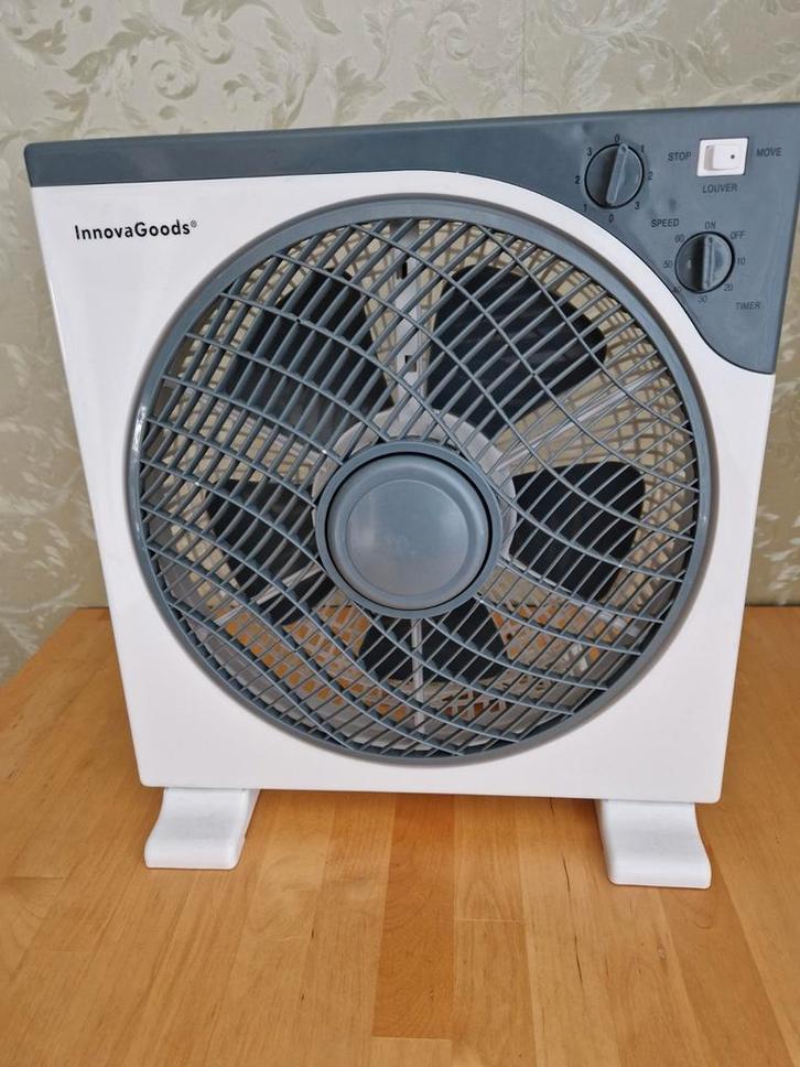 Ventilator - Tafelmodel InnovaGoods, Witgoed en Apparatuur, Airco's, Gebruikt, Tafel- of Grondventilator, Minder dan 60 m³, 3 snelheden of meer