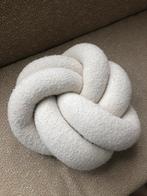 Kussen knoopkussen beige H&M home, Ophalen of Verzenden, Zo goed als nieuw, Beige, Vierkant