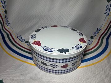 Boerenbont koektrommel beschikbaar voor biedingen