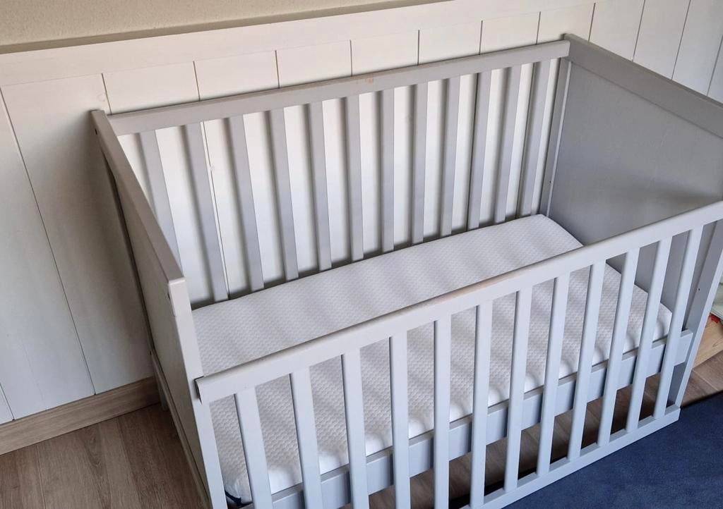 Ledikant, Ophalen of Verzenden, Zo goed als nieuw, Jongetje of Meisje